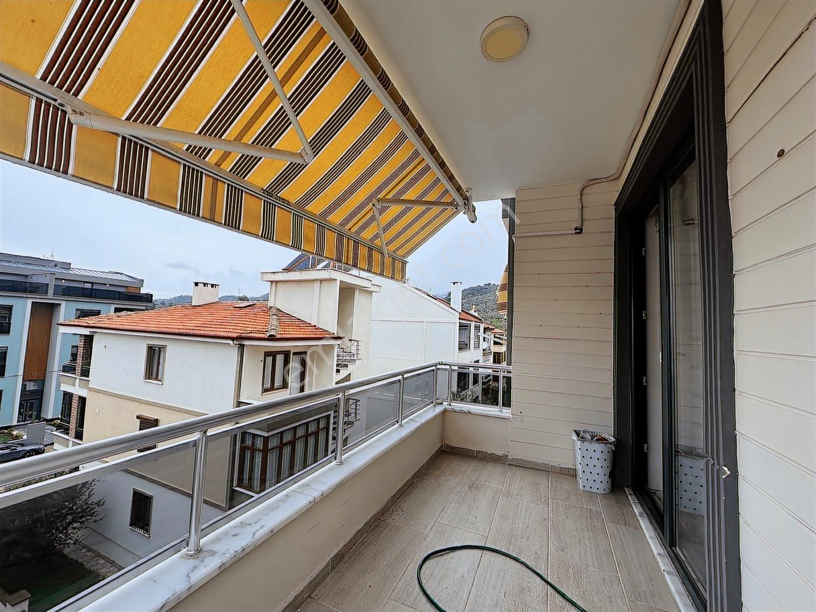 Altınoluk'da Ara Kat Manzaralı Geniş Kullanımlı 1+1 Satılıkdaire - Görsel 18