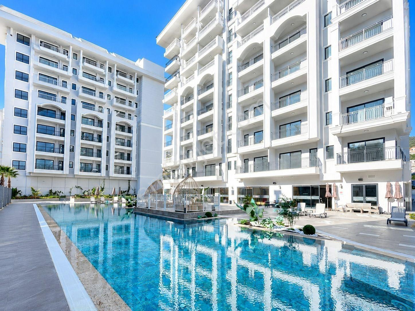 Alanya Saray'da Lüks Komplekste İkamete Uygun 2+1 Satılık Daire