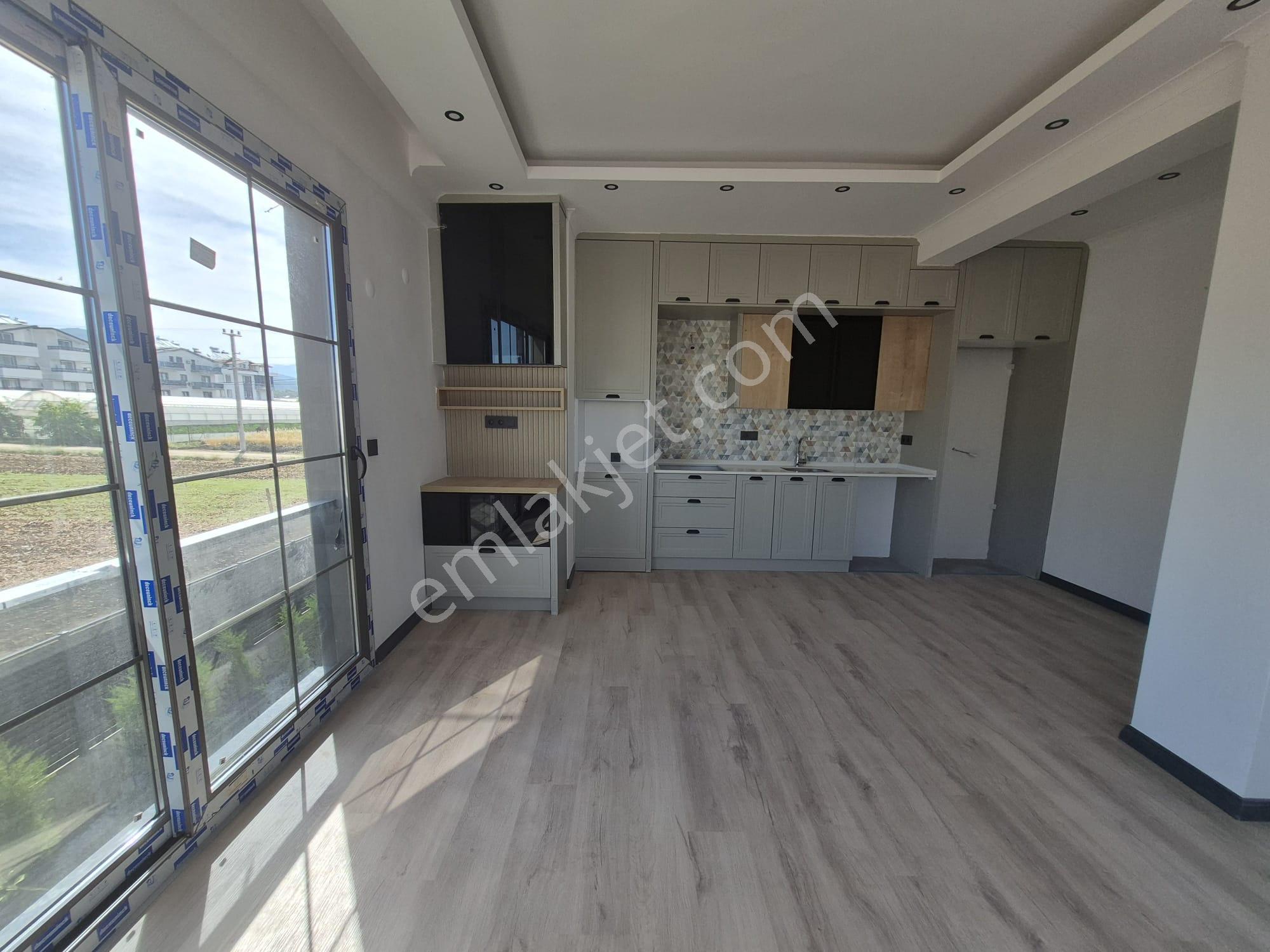 Goldhouse Dan Karaçulhada Satılık 2+1 Asansörlü Havuzlu Arakat Daire - Görsel 5