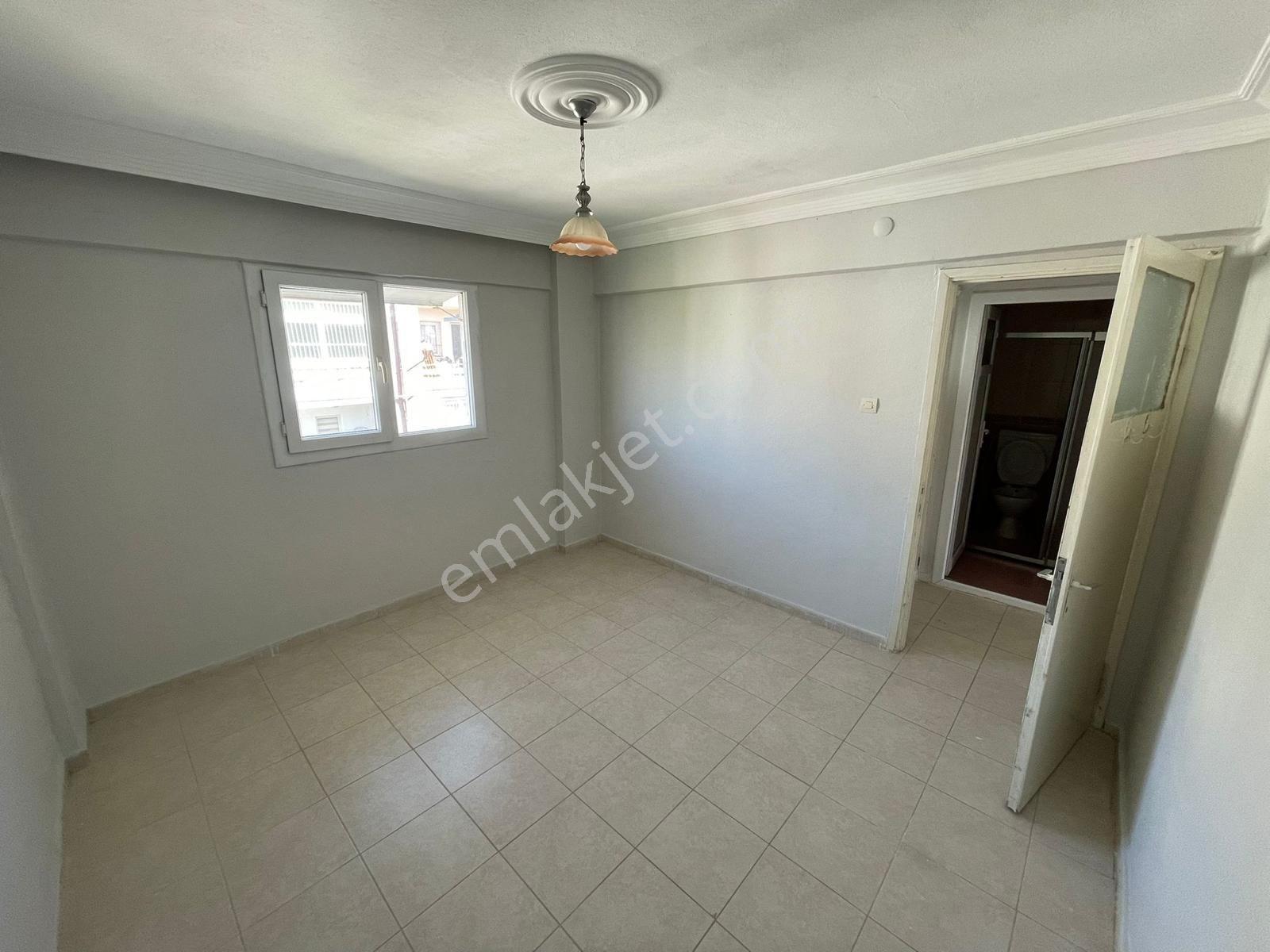 2000 Evlerde Extralı Kiralık Daire - Görsel 3