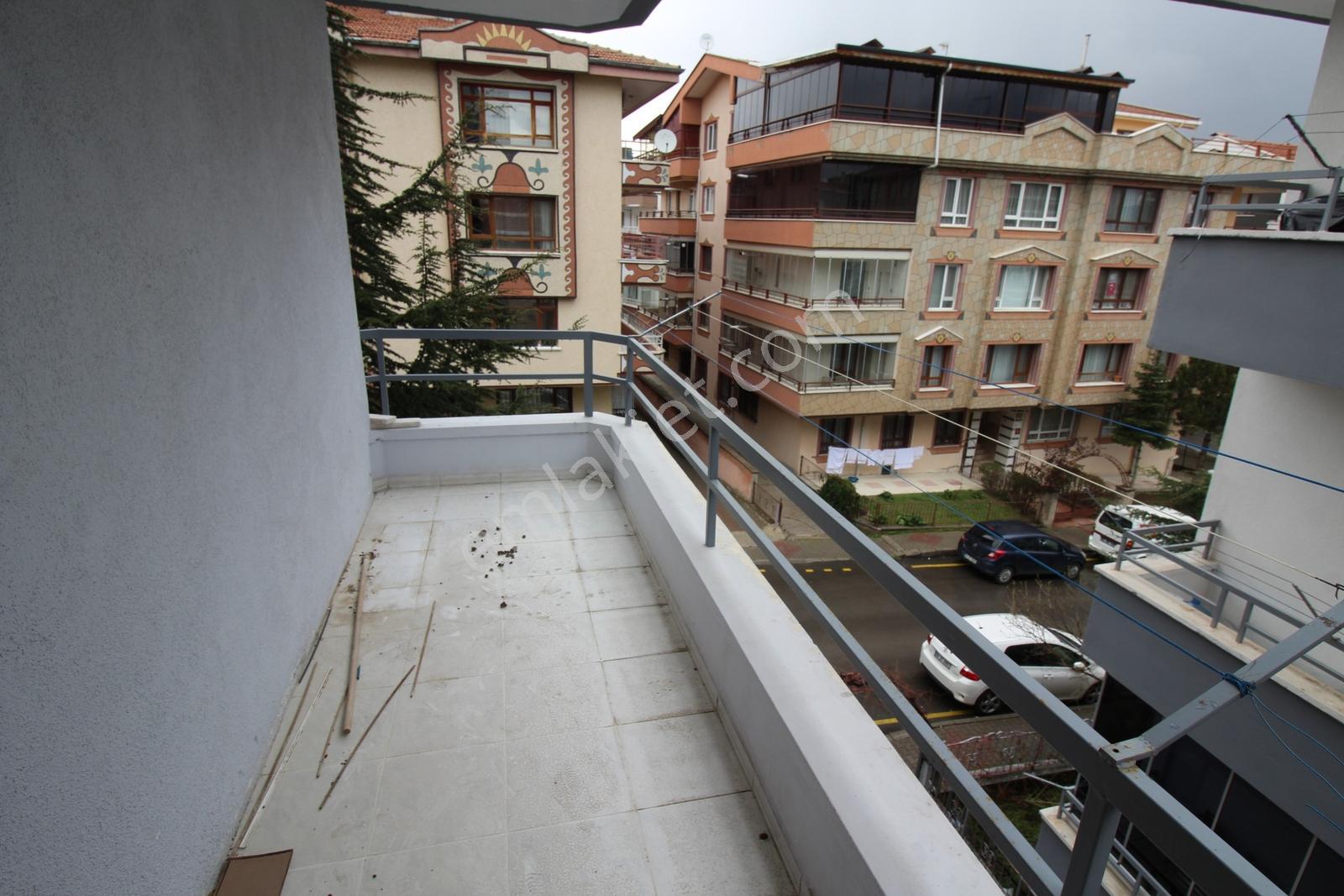 Krc'den Natayolu Caddesine Yürüme Mesafesinde 2+1 Kiralık Daire! - Görsel 25
