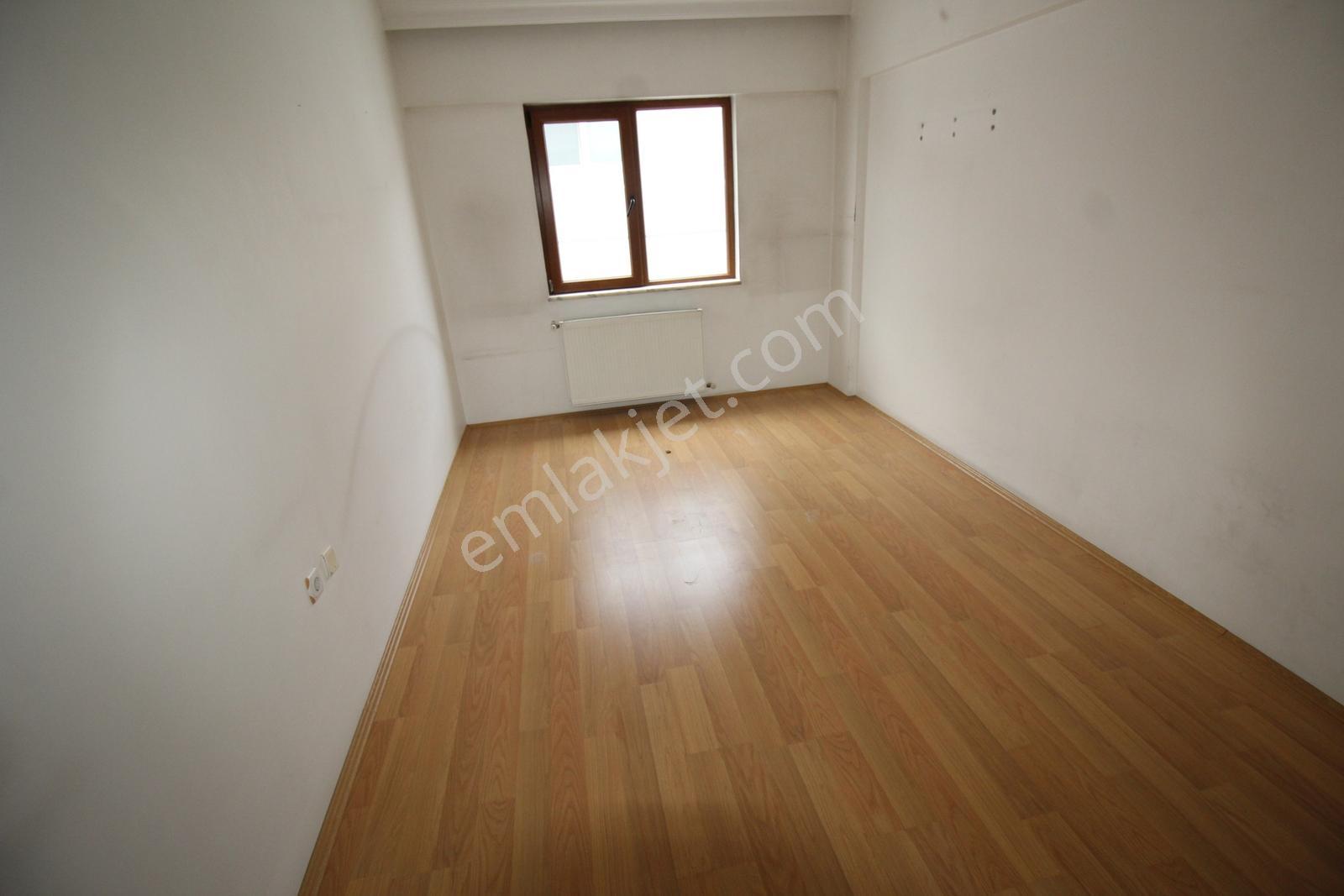Krc'den Natayolu Caddesine Yürüme Mesafesinde 2+1 Kiralık Daire! - Görsel 23