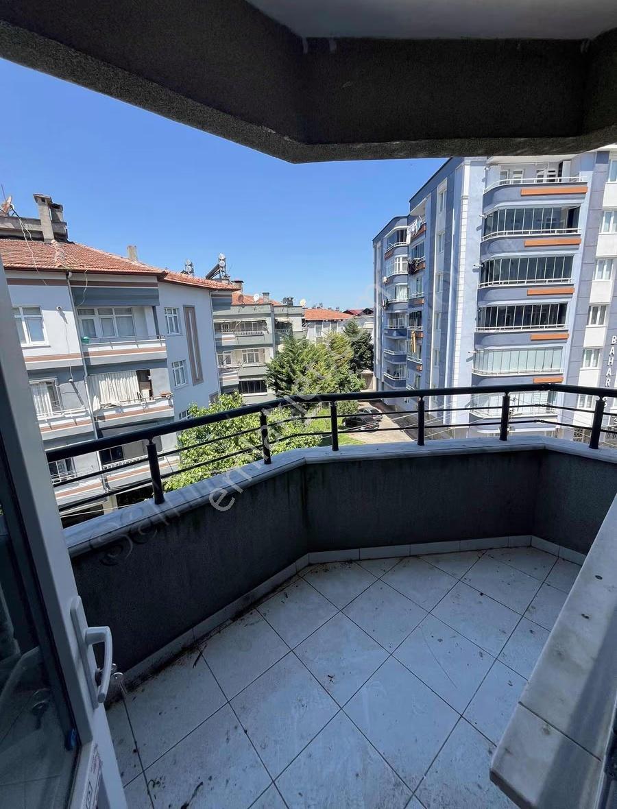 Sevgi Emlaktan Orta Mahallede Kiralık 3+1 Geniş Ve Ferah Daire - Görsel 25