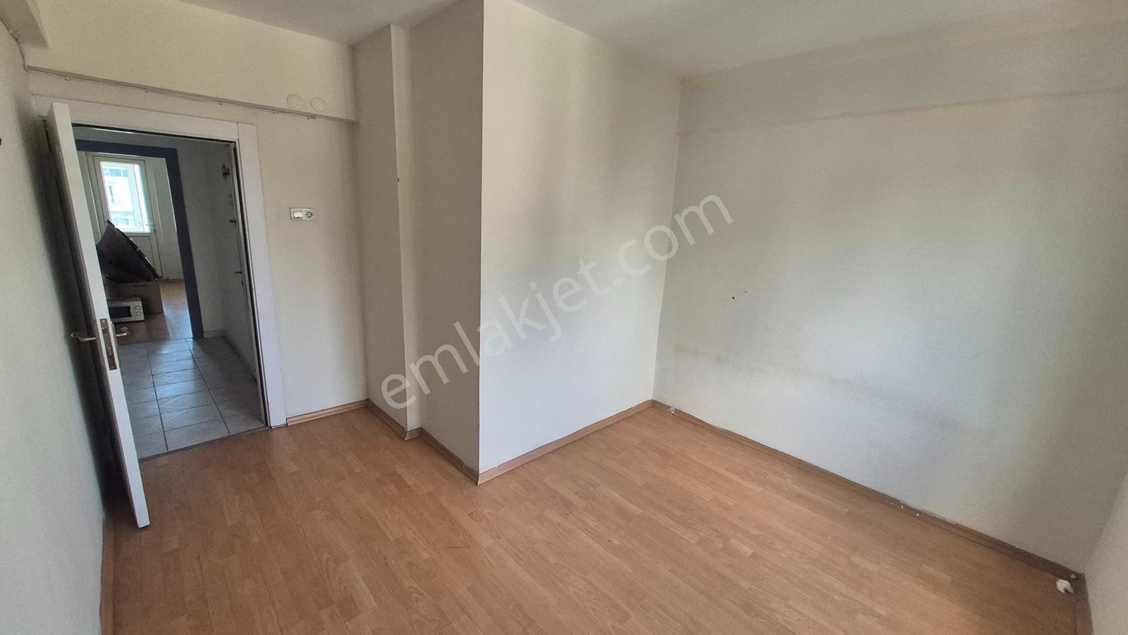Antalya 100 Yıl Cadde Üzeri Kiralık 3+1 Daire - Görsel 6