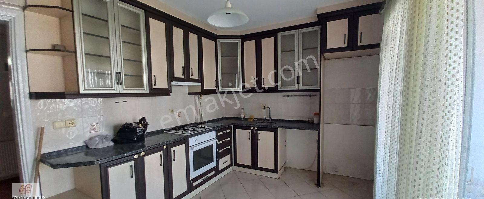 Okkalı Emlak Tan Menemen Mermerli Mah. De Kiralık 3+1 Daire