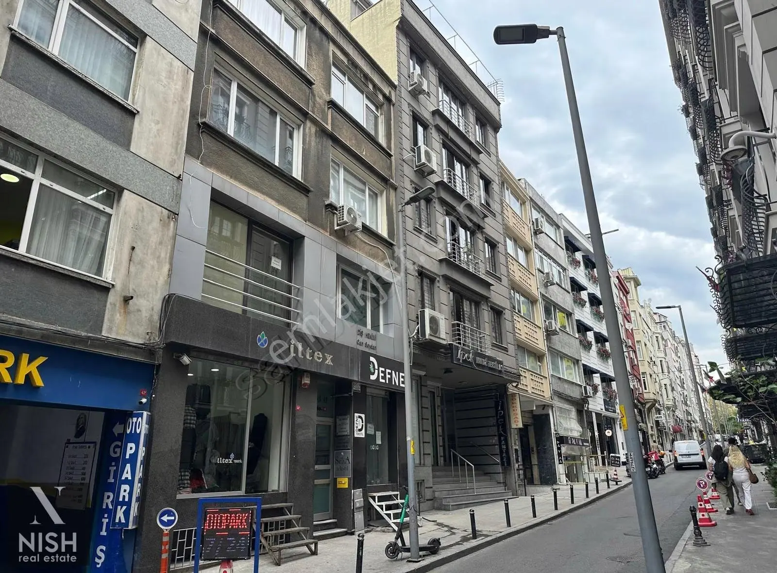 Şişli Metroya Yakın Kiralık Bahçe Katı Ofis/büro