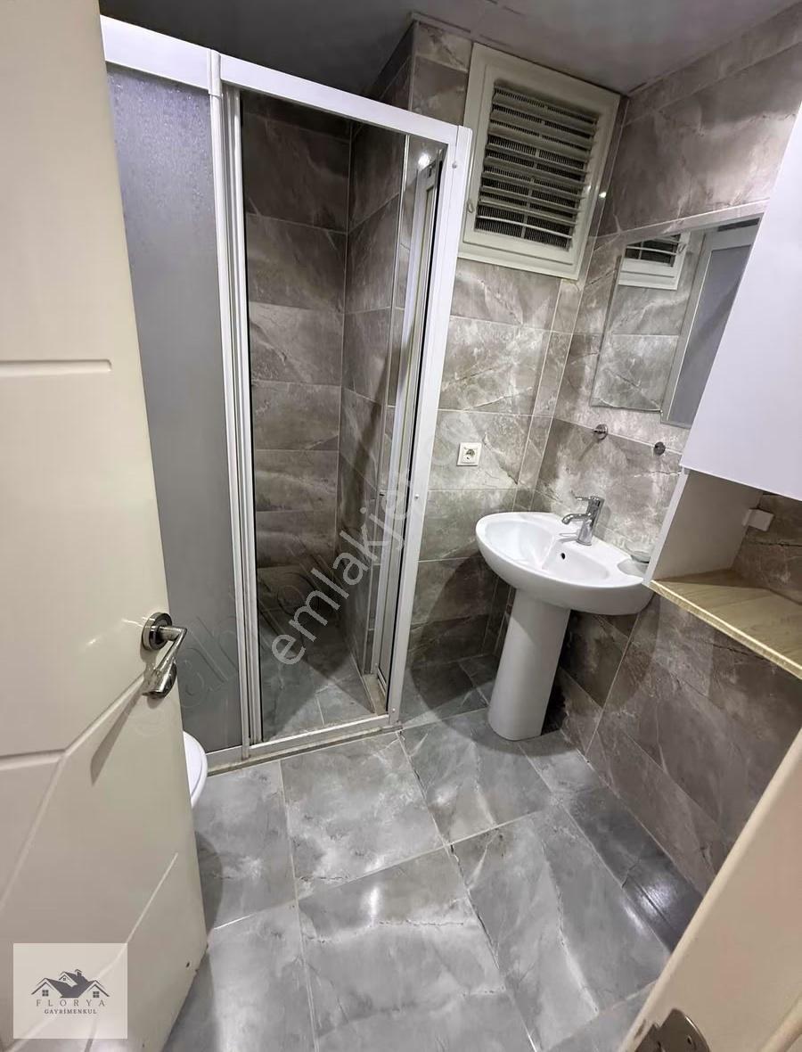 Florya Gayrimenkulden Kiralık 1+1 Apart - Görsel 6