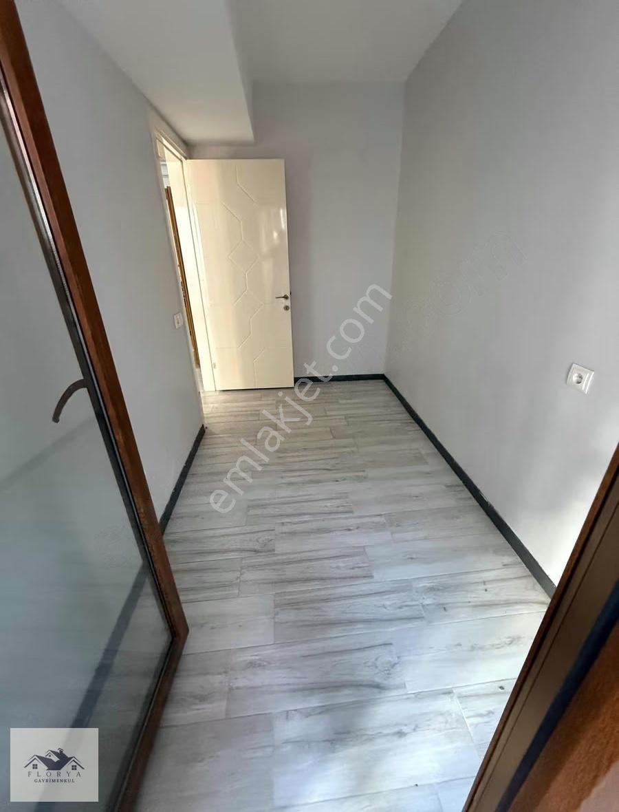 Florya Gayrimenkulden Kiralık 1+1 Apart - Görsel 4