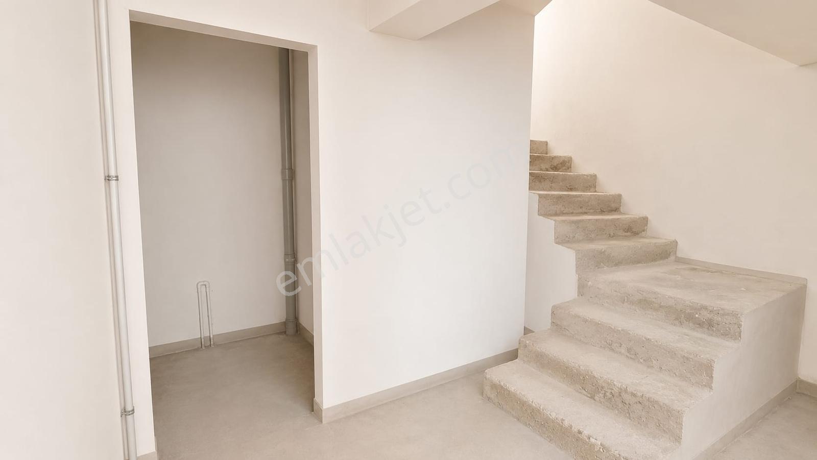 Yenimahalle Ata Mahallesi'nde Natamam Satılık Villa. - Görsel 19
