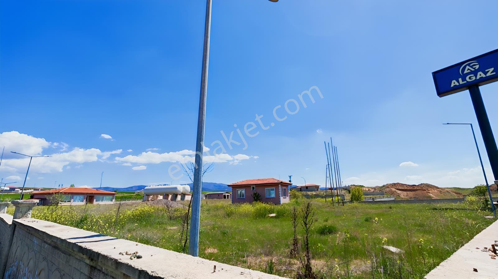 Kırıkkale Yolu Üzerinde Satılık Lpg Depolama Alanı 22 Dönüm Arsa - Görsel 9