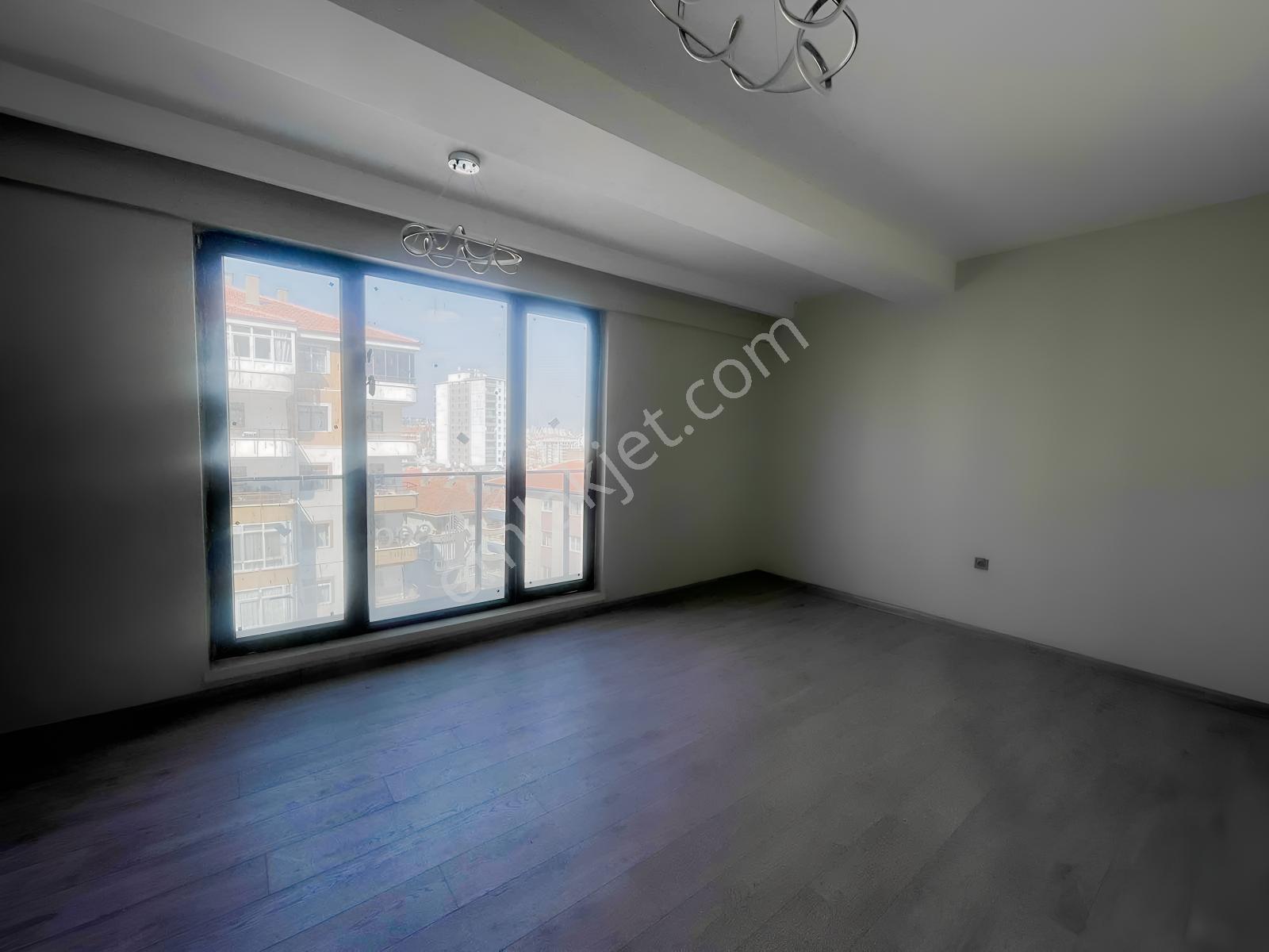 Pursakların En Gözde Sitesinde Satılık 2+1 Daire - Görsel 24