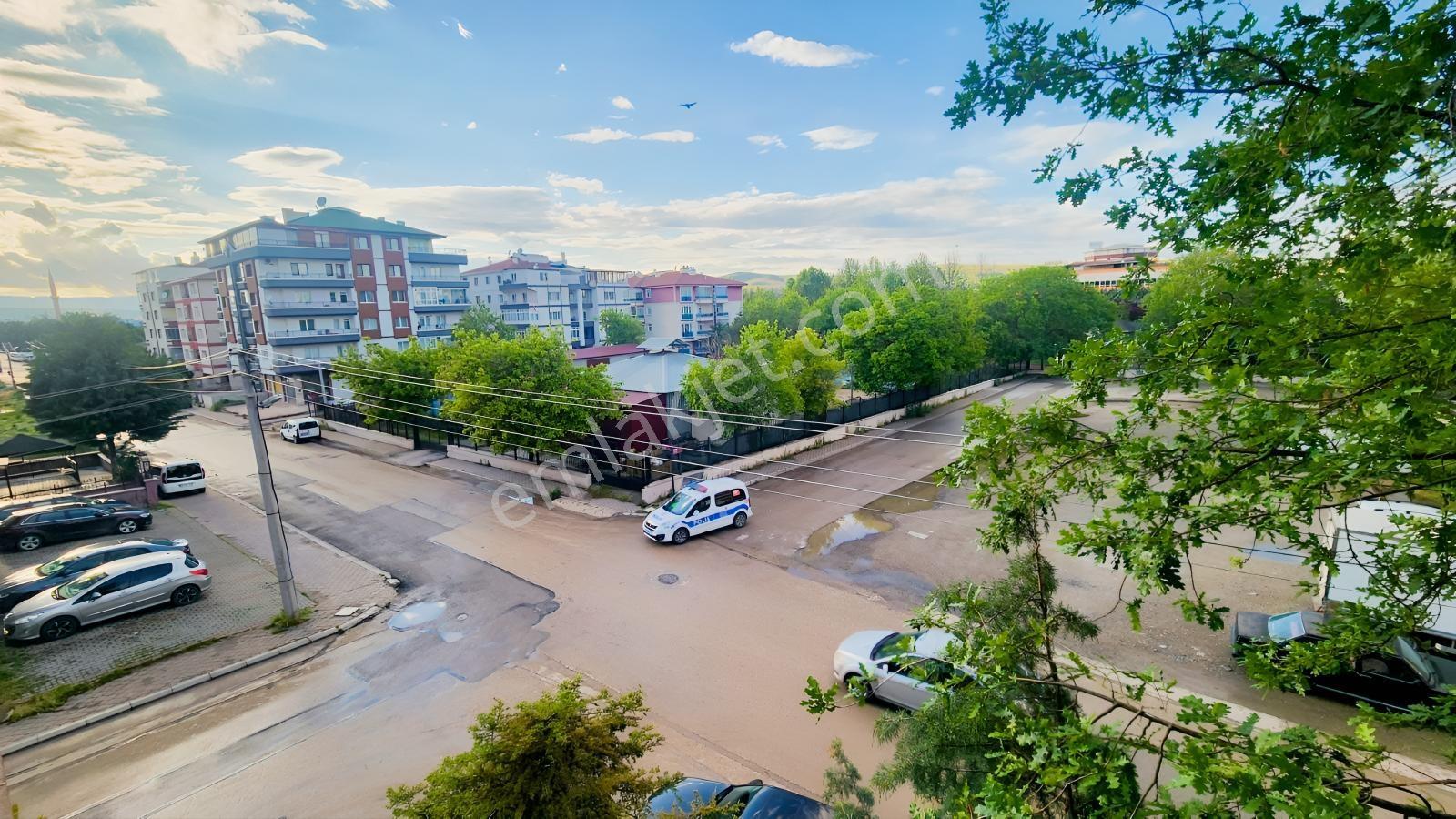 Sincan'da Ara Kat Bağımsız Salon 3+1 Satılık Daire - Görsel 11