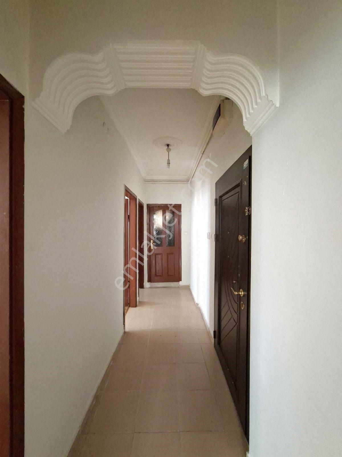 Recep Ümit'ten Güllük Mahallesi Seylap Caddesi Yakınında Geniş Ferah Kiralık 2+1 Muhteşem Daire - Görsel 21