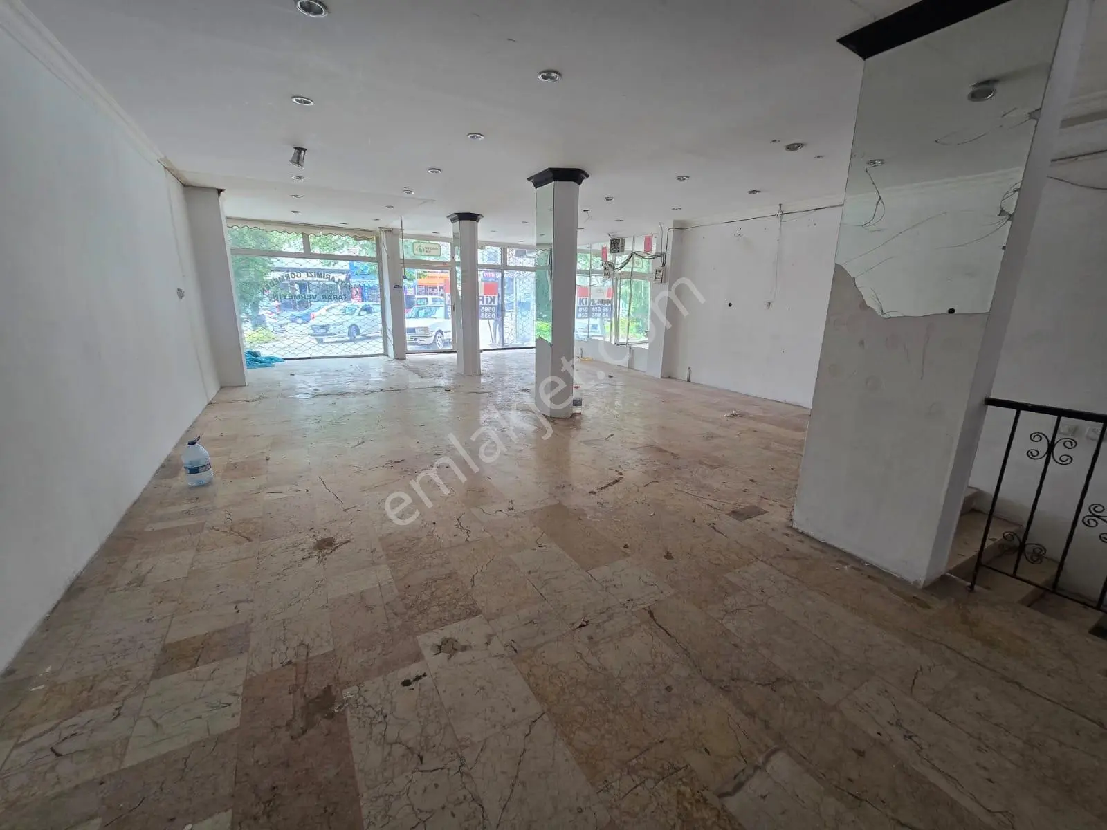 Keçiören Kuşcağızda 500m2 Cadde Üzerinde Kiralık Dükkkan