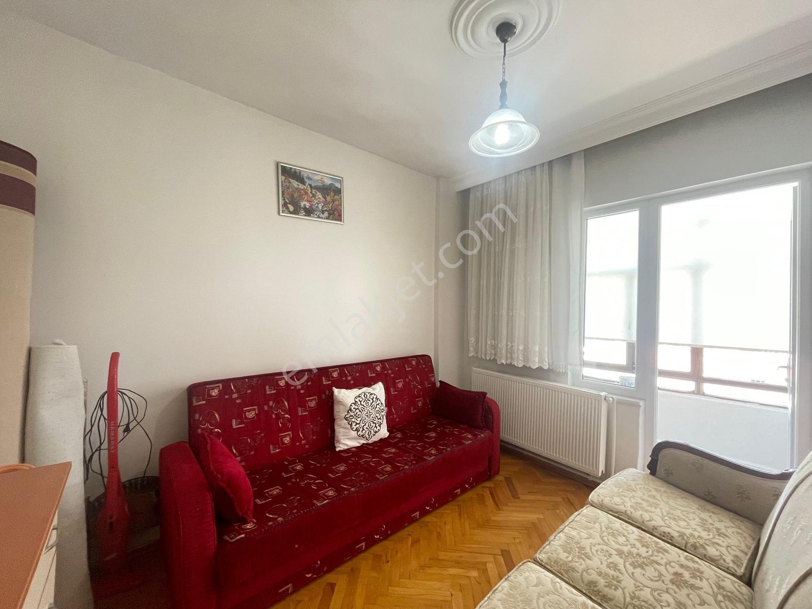 100. Yıl Mahallesinde Eşyalı Kiralık 3+1 Geniş Ferah Daire - Görsel 18