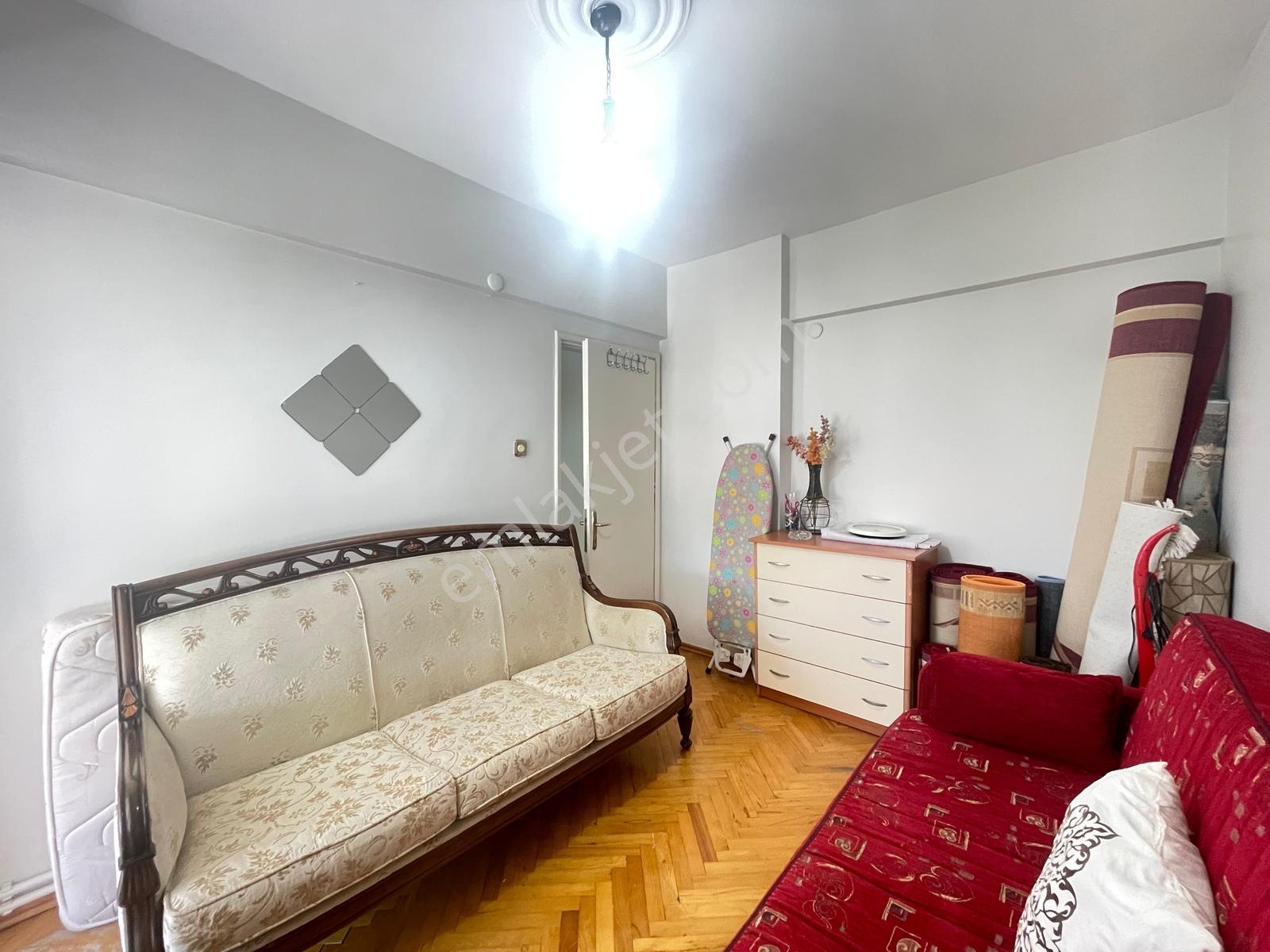 100. Yıl Mahallesinde Eşyalı Kiralık 3+1 Geniş Ferah Daire - Görsel 17
