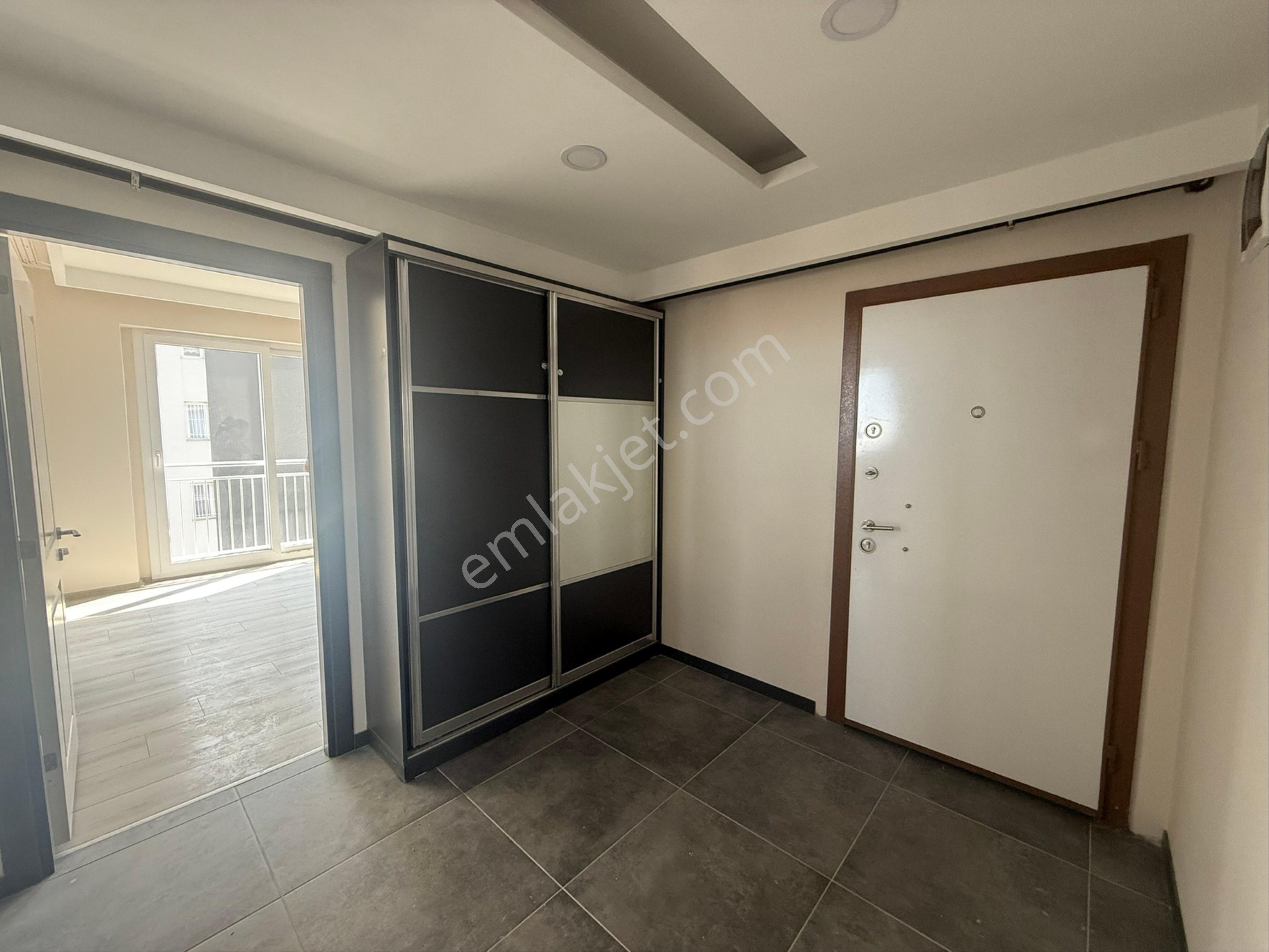 Aydınlar’da 7/24 Güvenlikli Sitede Kapalı Mutfaklı Lüks 3+1 Kiralık Daire! - Görsel 9