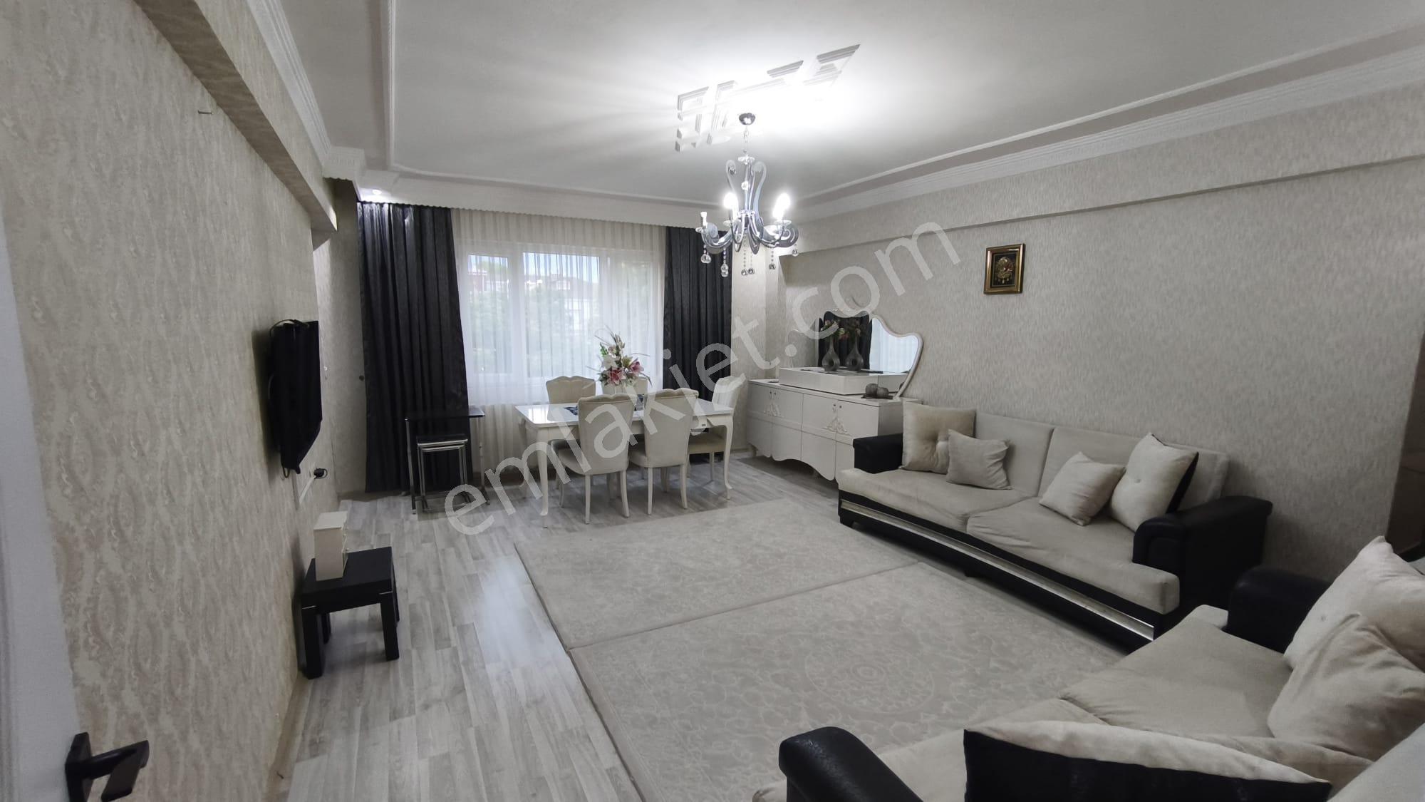 Megakent Gayrımenkulden Zafer'de Kiralık 2+1 Daire