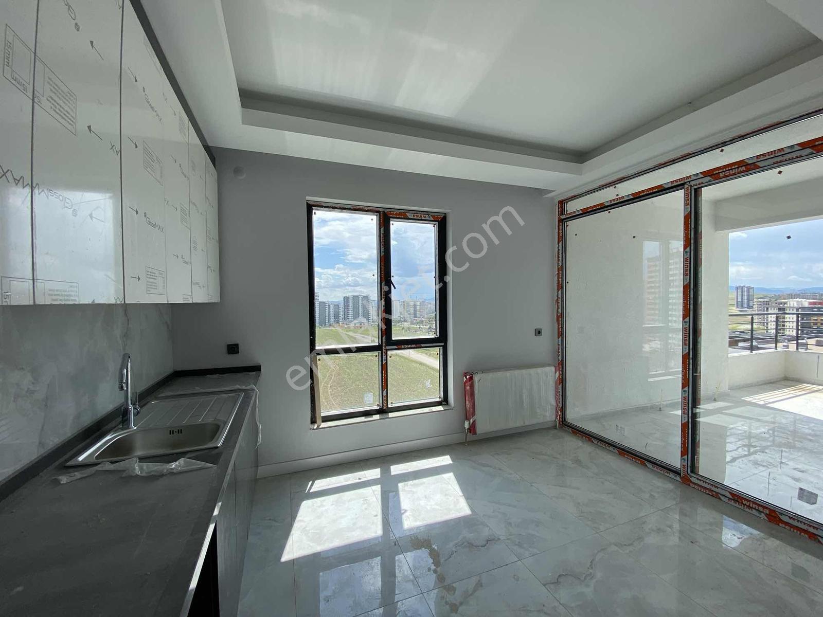 Susuz' Da Kapalı Otoparklı Site İçi Satılık 4.5+1 Daire - Görsel 35