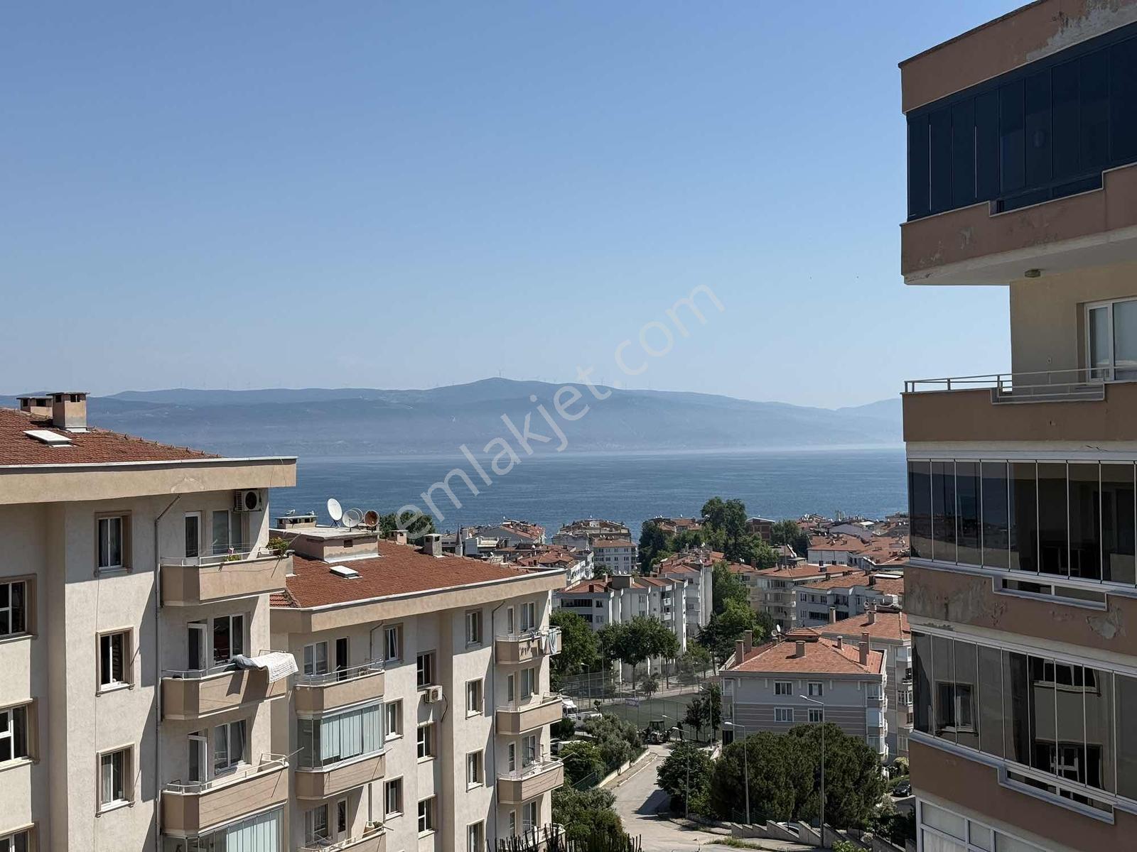 Mudanya Halitpaşa'da Deniz Manzaralı Satılık Daire