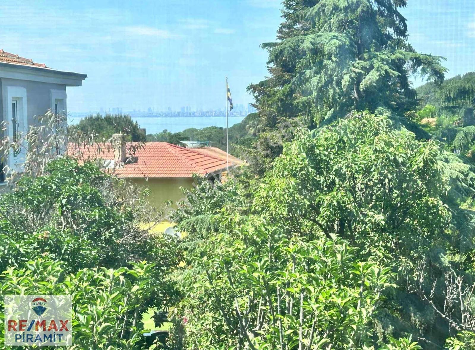 Heybeliada'da Bahçe Keyifli, Ferah Ve Kullanışlı Müstakil Ev - Görsel 15