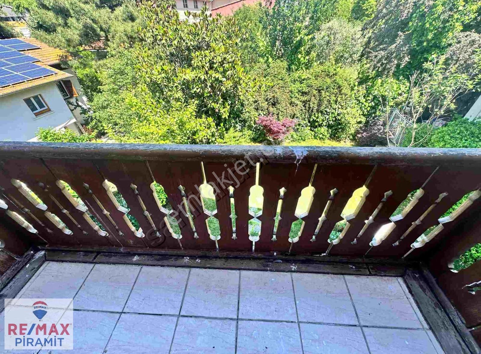 Heybeliada'da Bahçe Keyifli, Ferah Ve Kullanışlı Müstakil Ev - Görsel 11