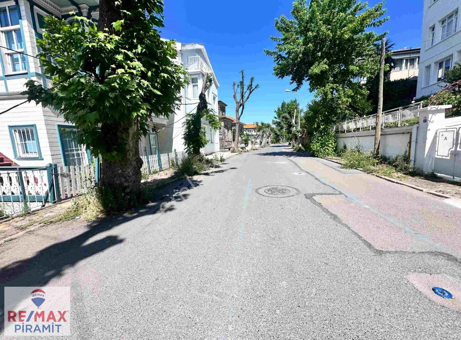 Heybeliada'da Bahçe Keyifli, Ferah Ve Kullanışlı Müstakil Ev - Görsel 17