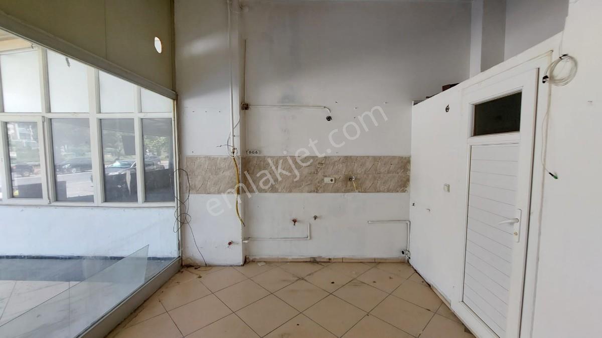 Söke Merkezde Cadde Üzerinde Kiralık Dükkan - Görsel 9