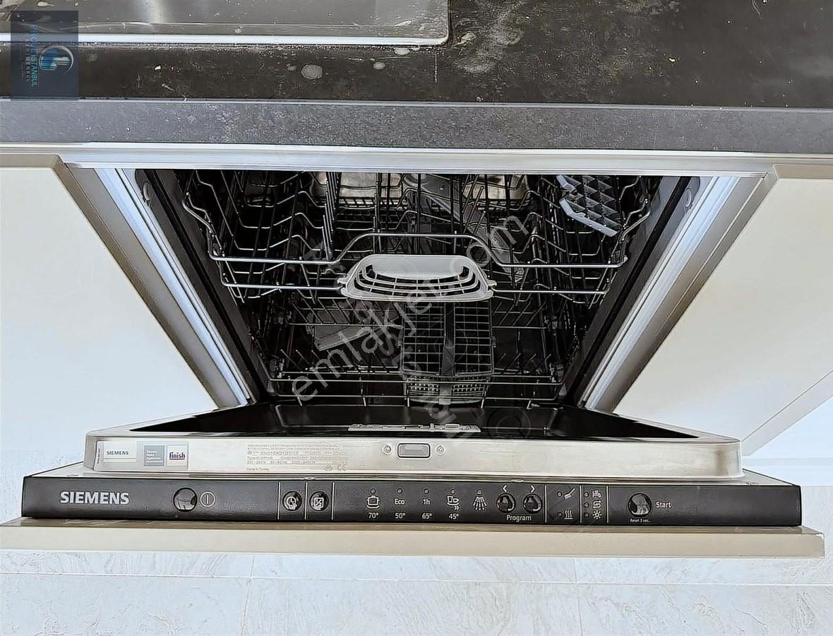 We İstanbul'da Kiralık 1+1 Lüx Daire - Görsel 21