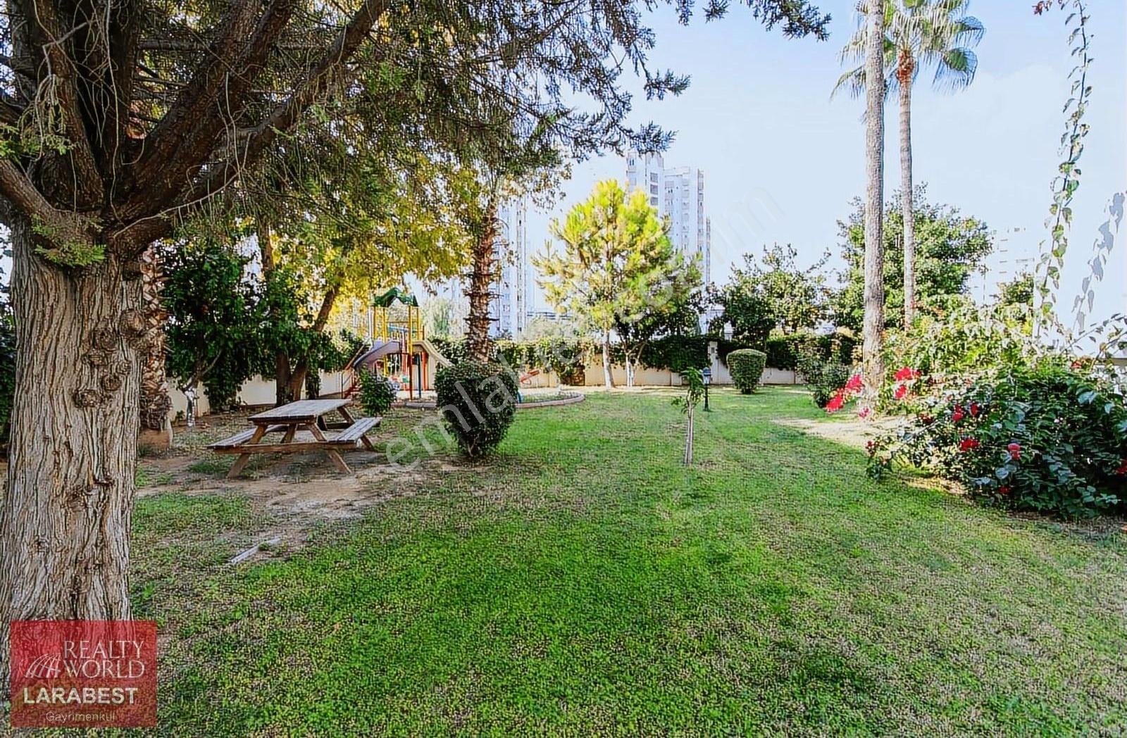 Fener Mh.de Havuzlu Güvenlikli Sitede 4+1 Eşyalı Kiralık Daire - Görsel 12