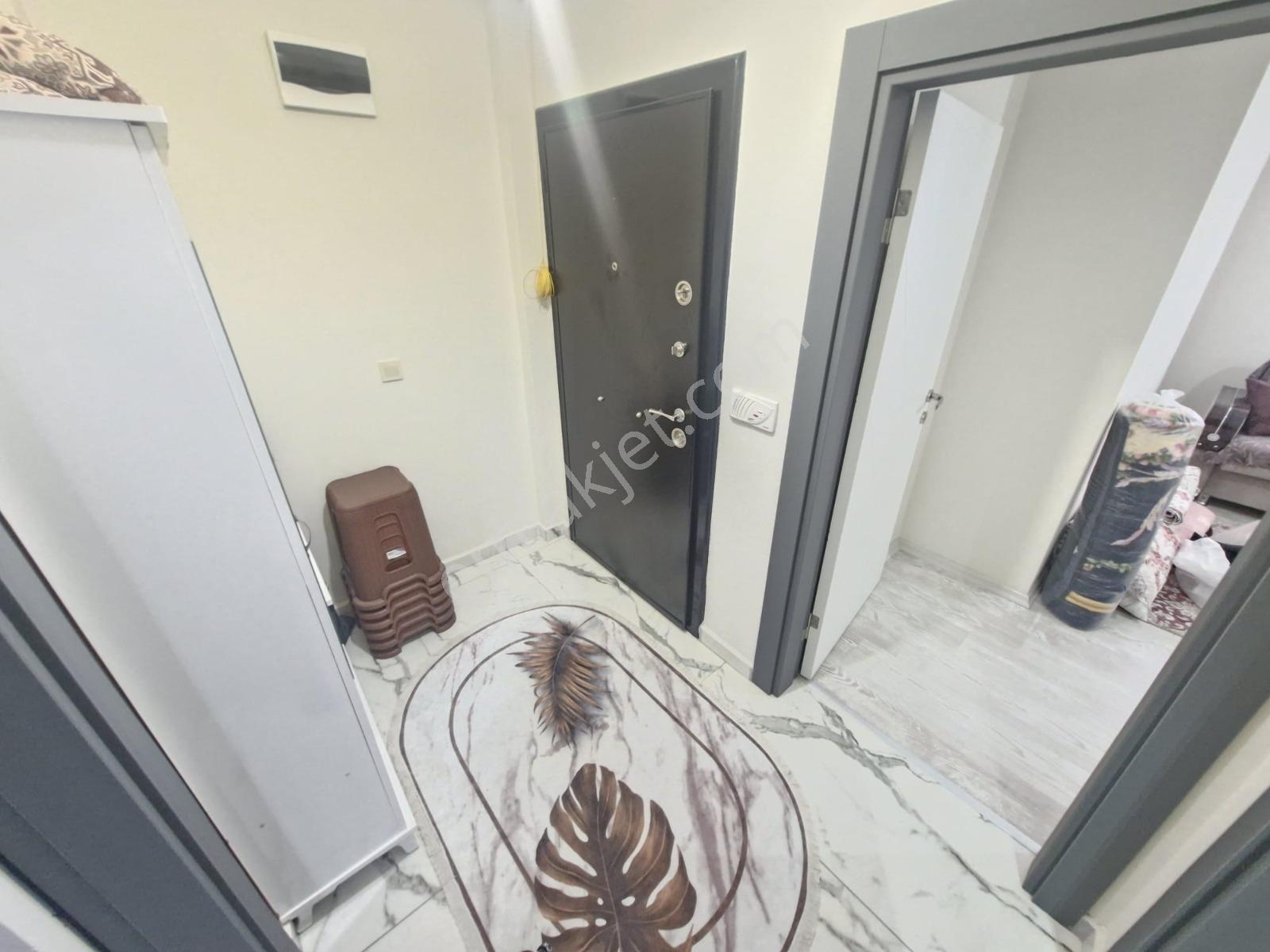 Çarşı Merkezinde Full Eşyalı 1+1 Doğalgazlı Kiralık Daire - Görsel 5