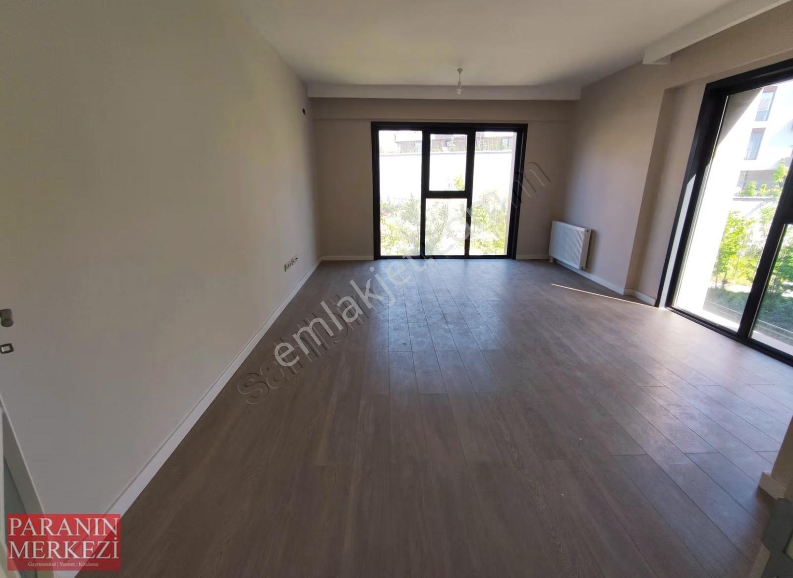 Para'dan Acil! Üsküdar Kiralıztepe'de Büyük Çamlıca'ya Komşu 2+1