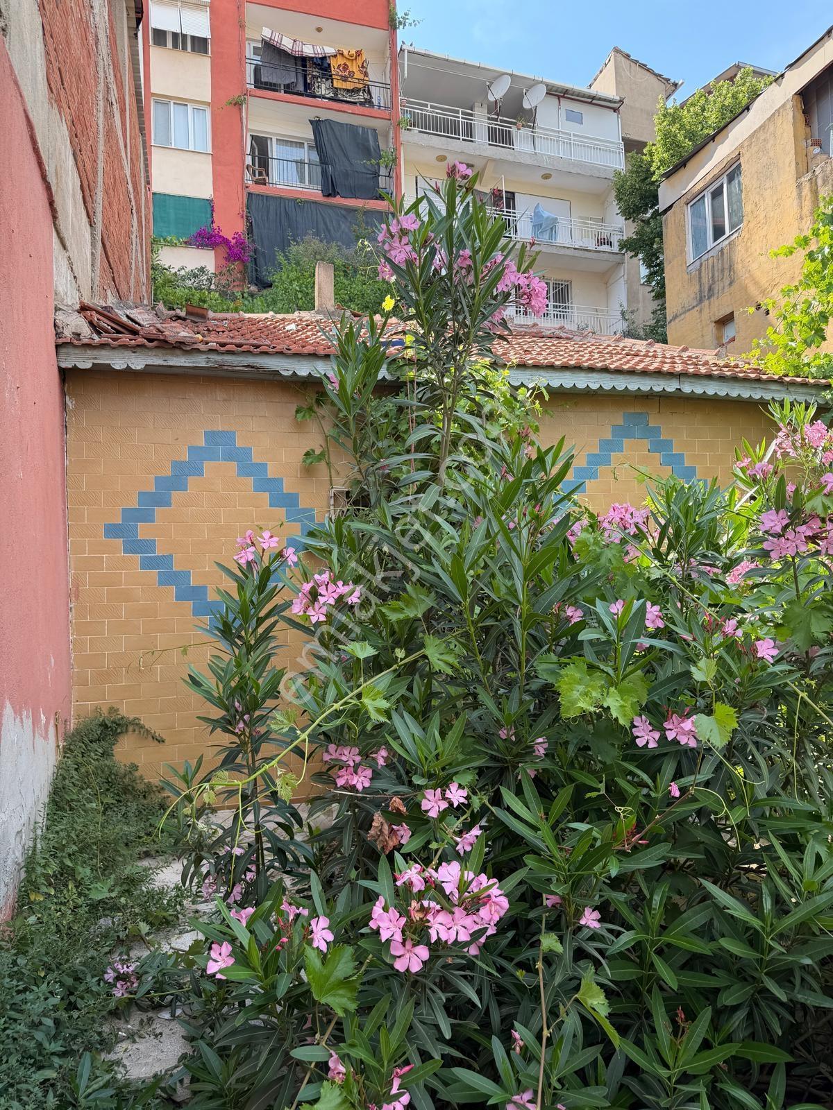 Bornova Çamdibi Meriç Mahallesi'nde Satılık Müstakil Ev - Görsel 11