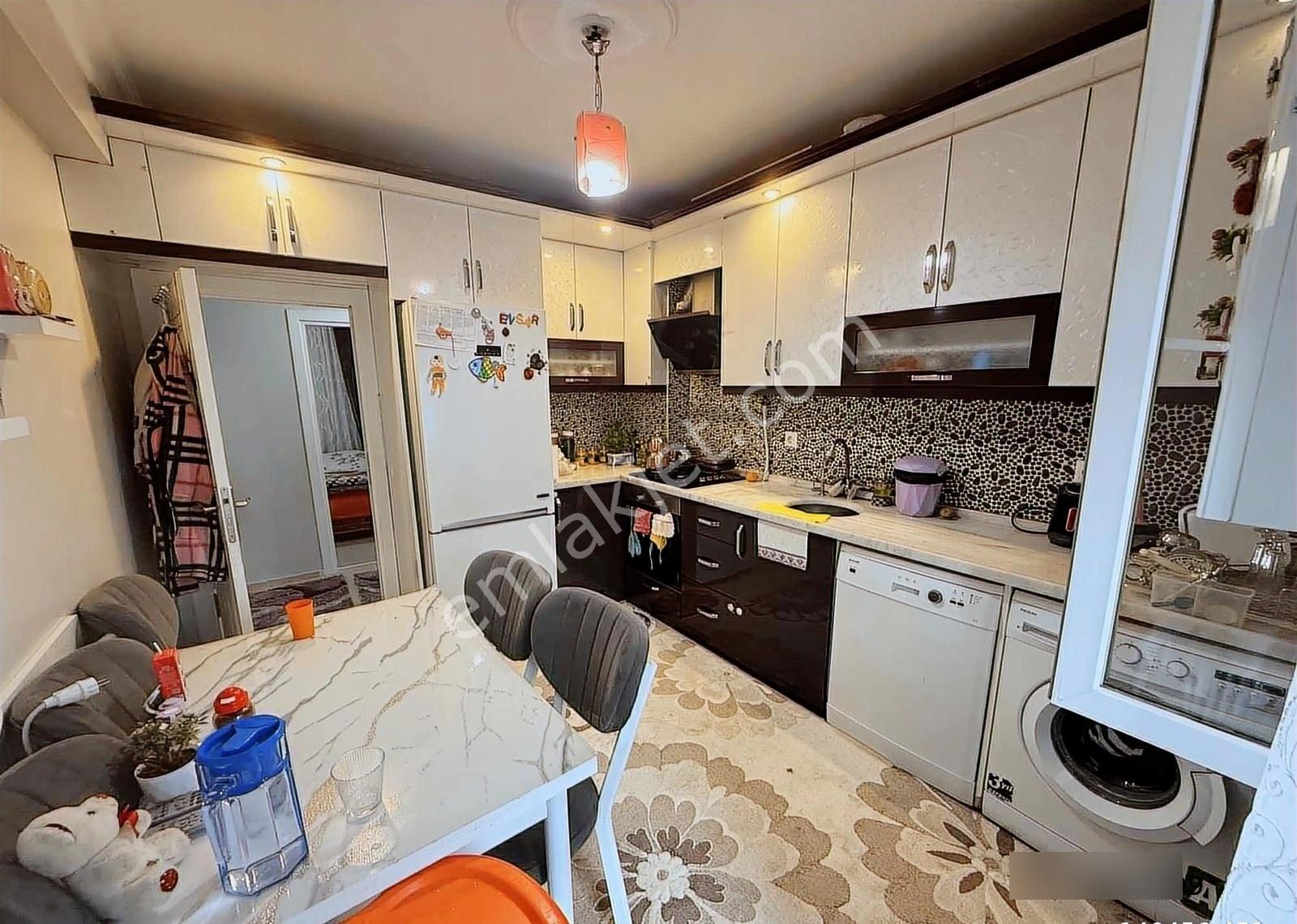 Emek Mah. Ertaş Caddesi Yakını 2+1 100m2 Daire - Görsel 8