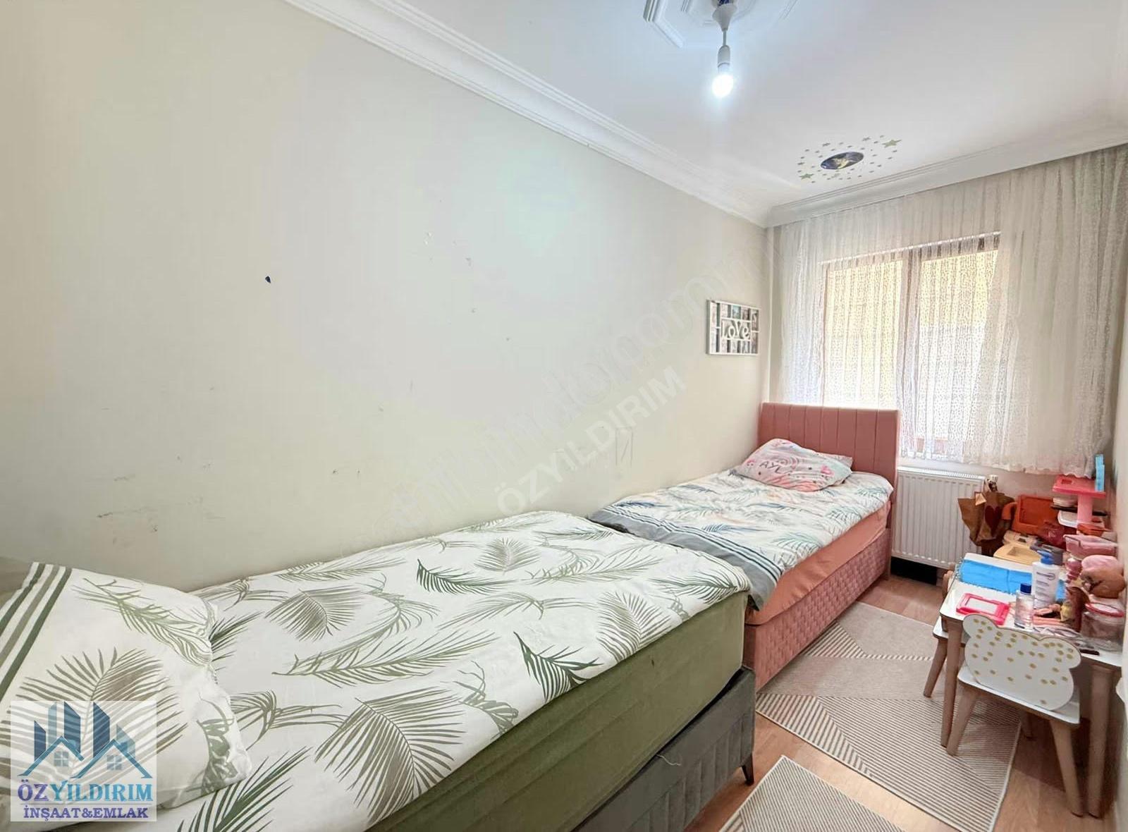 Sancaktepe'de Satılık 2+1 Asansörlü Ve İskanlı Daire - Görsel 12