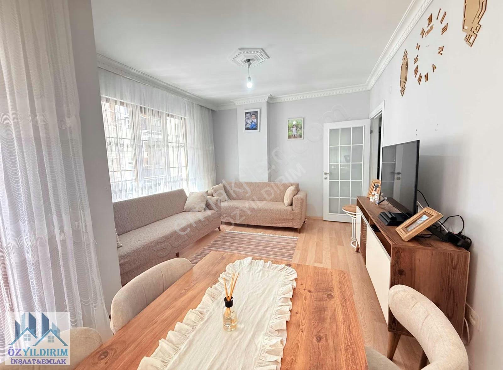 Sancaktepe'de Satılık 2+1 Asansörlü Ve İskanlı Daire - Görsel 8