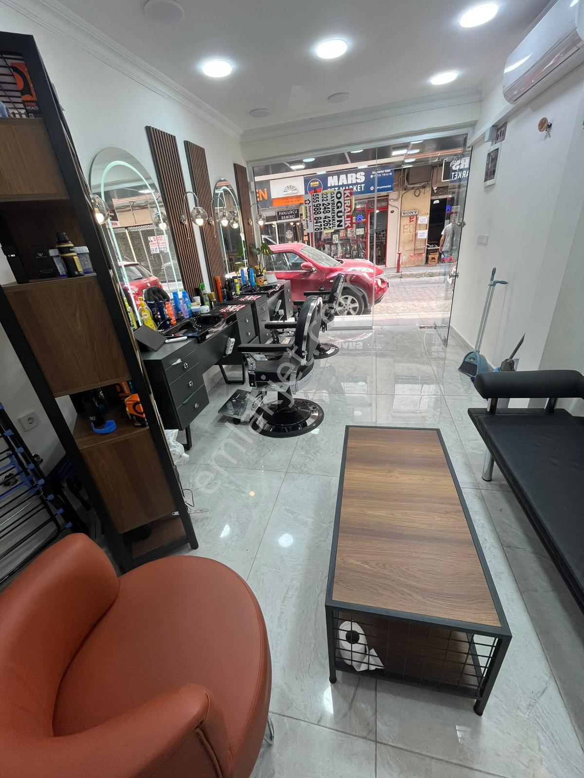 Ogün'den Güzelyalı Merkezde Full Yapılı Devren Kiralık Berber Dükkanı - Görsel 2