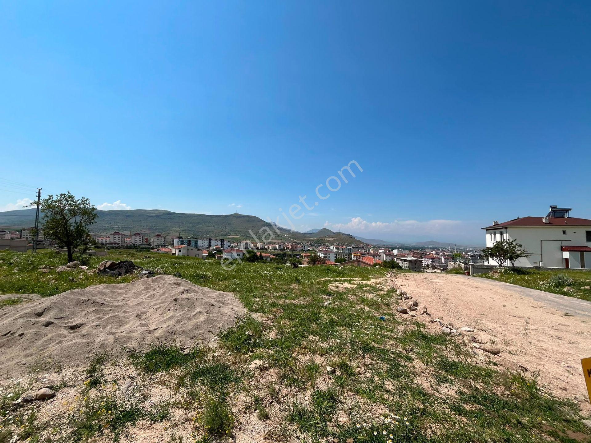 Öz Gaye Emlaktan Develi Gölemen Mevkiinde Satılık Köşe Başı Villa Parseli - Görsel 13