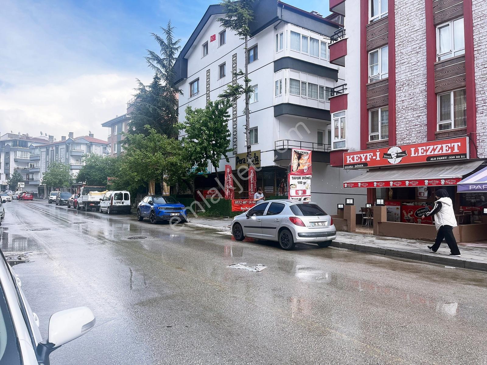 Agen'den Özlem Cadde Üzeri Oturmuş Müşteri Kurulu Düzen Dönerci - Görsel 12