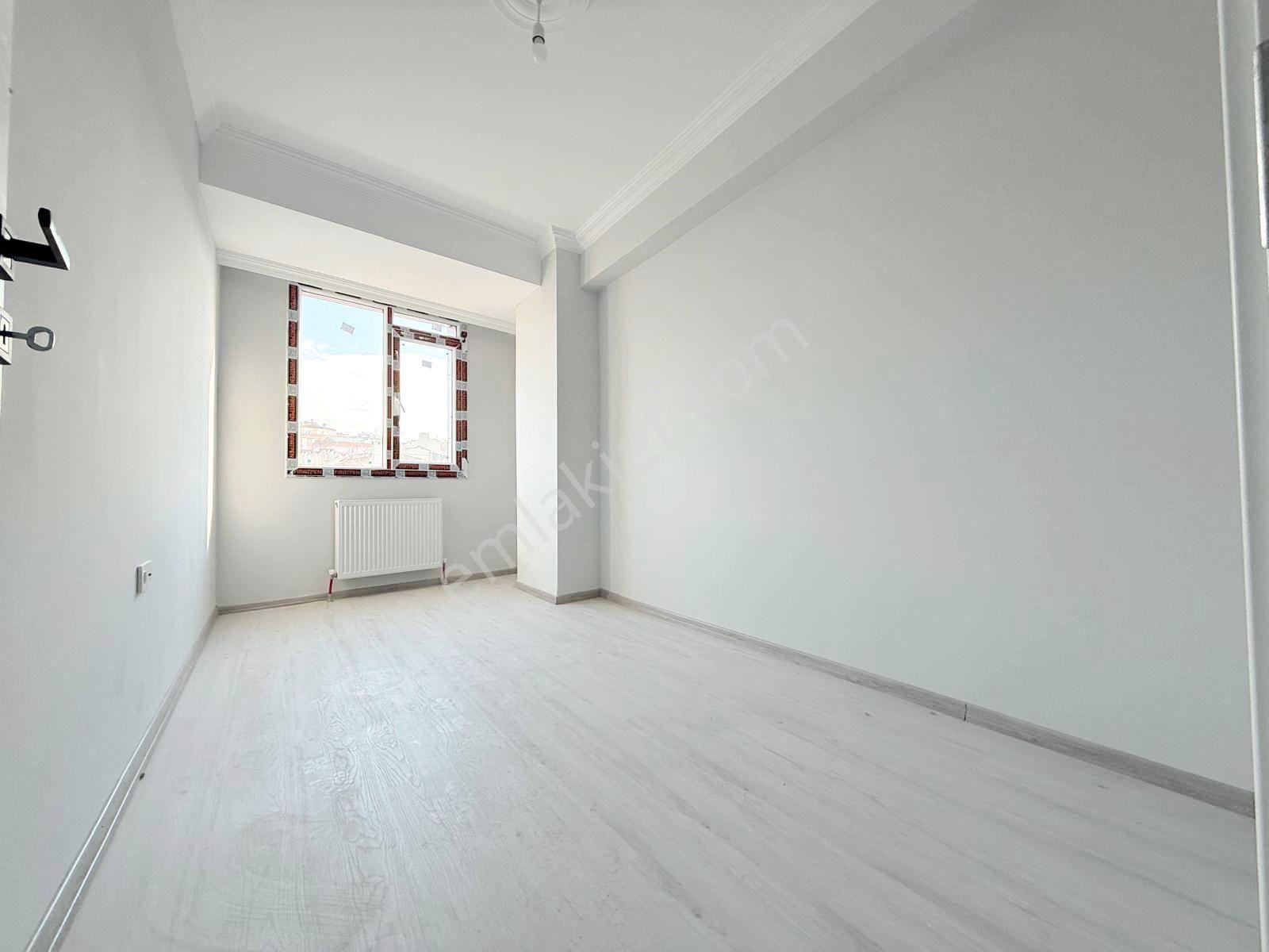 Fatih Emlaktan Cadde Üzeri Satılık 3+1 Ara Kat Sıfır Daire - Görsel 6