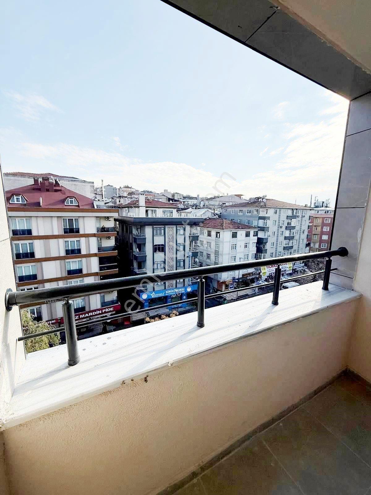 Fatih Emlaktan Cadde Üzeri Satılık 3+1 Ara Kat Sıfır Daire - Görsel 12