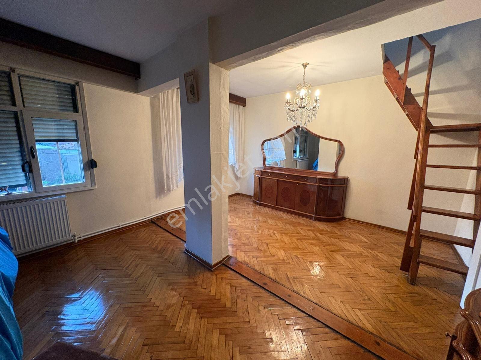 Yamanevler Küçüksu Caddesinde Teraslı Dubleks Daire - Görsel 18