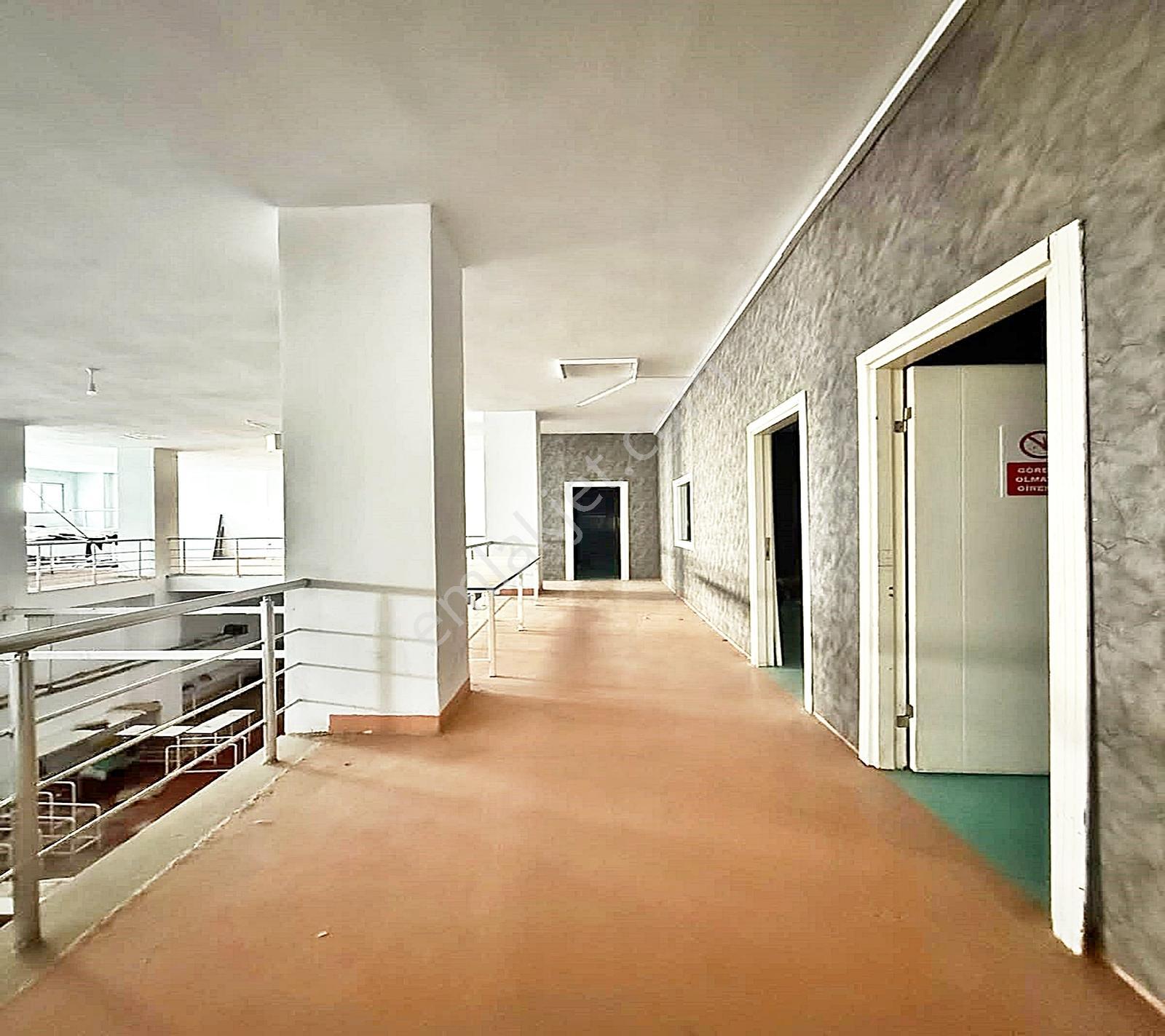Esenyurt Osmangazi Mahallesi 1000m2 İki Katlı Kiralık 80.000tl - Görsel 5