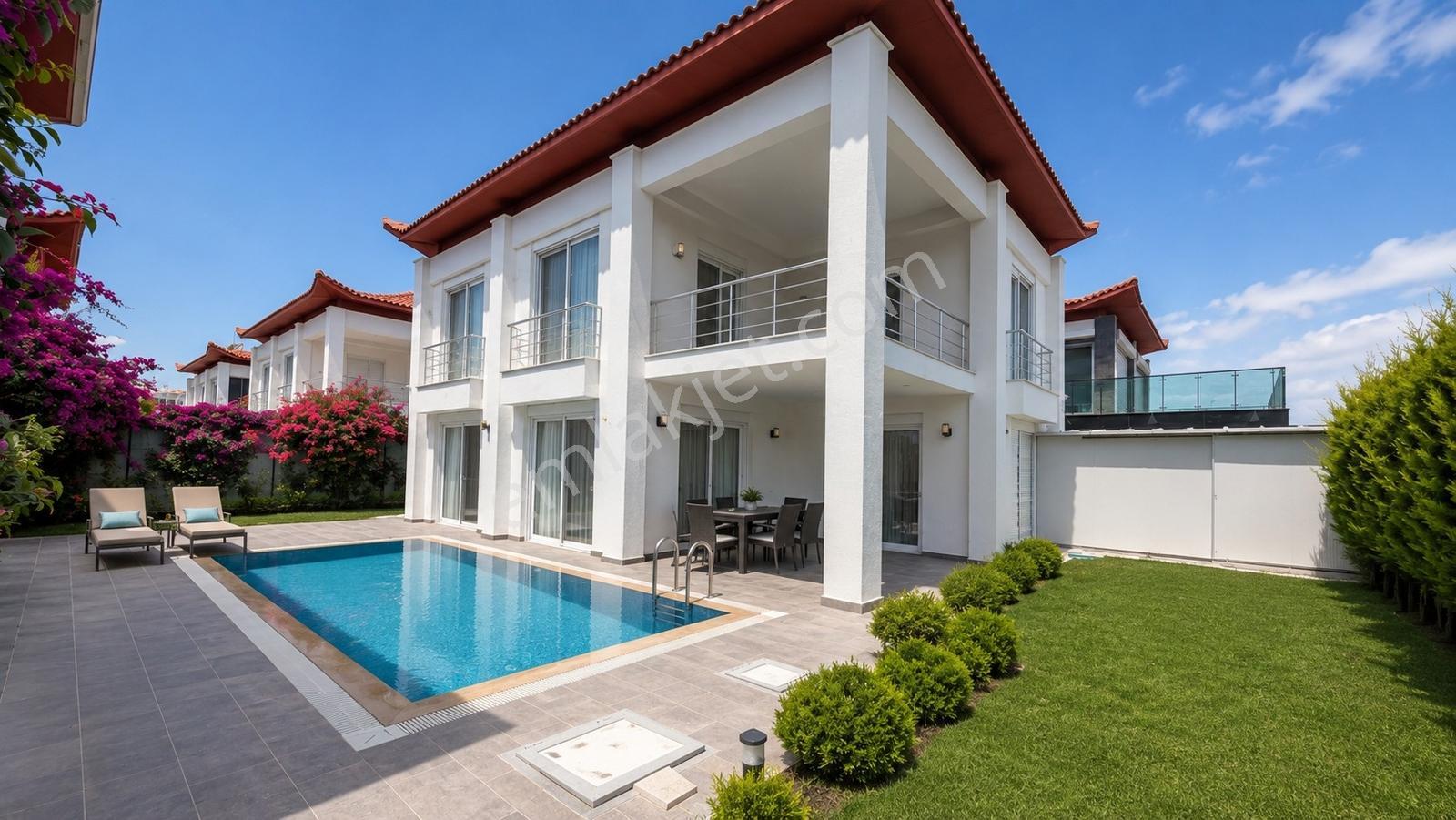 Belek'te Özel Havuzlu 4+1 Kiralık Villa | Geniş Bahçe | Lüks