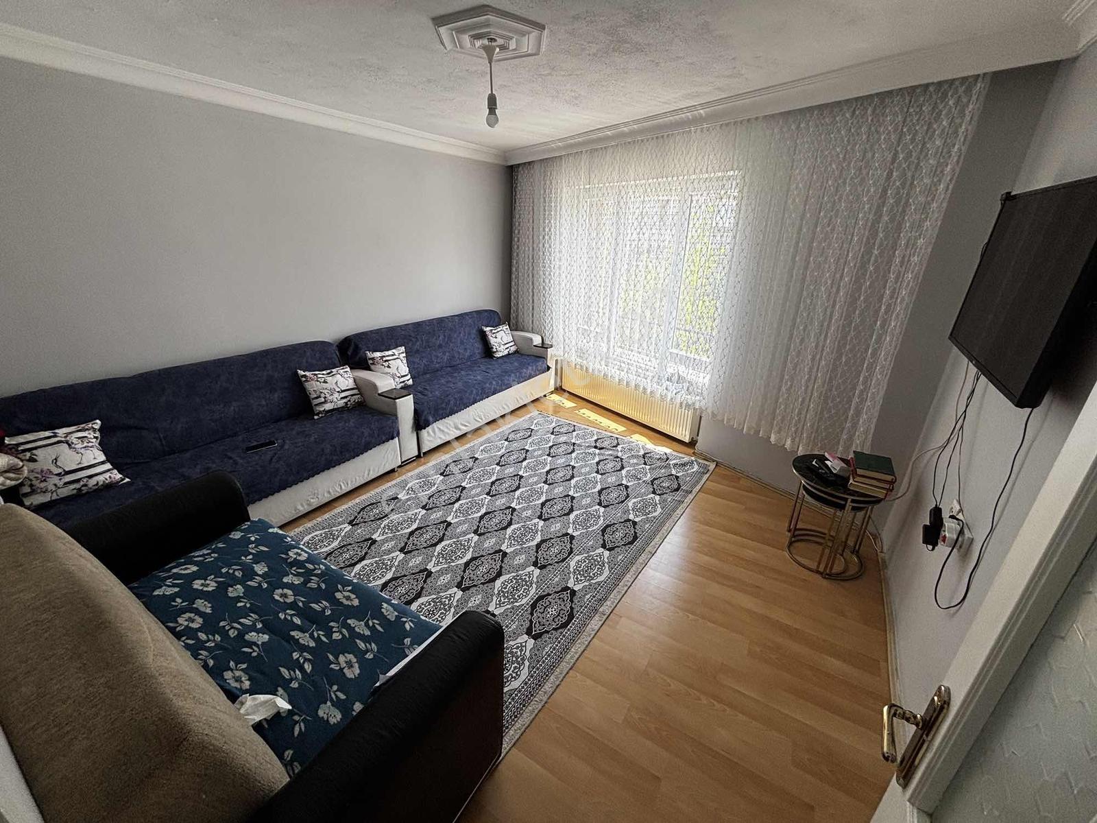 Sincan Buhara Caddesinde Ara Kat Asansörlü Ön Cephe 2+1 Daire - Görsel 13