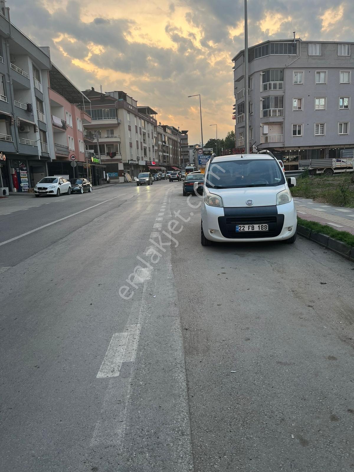 Faruk Güler Gayrimenkulden Köşe Parsel 5 Kat İmarlı Arsa - Görsel 17