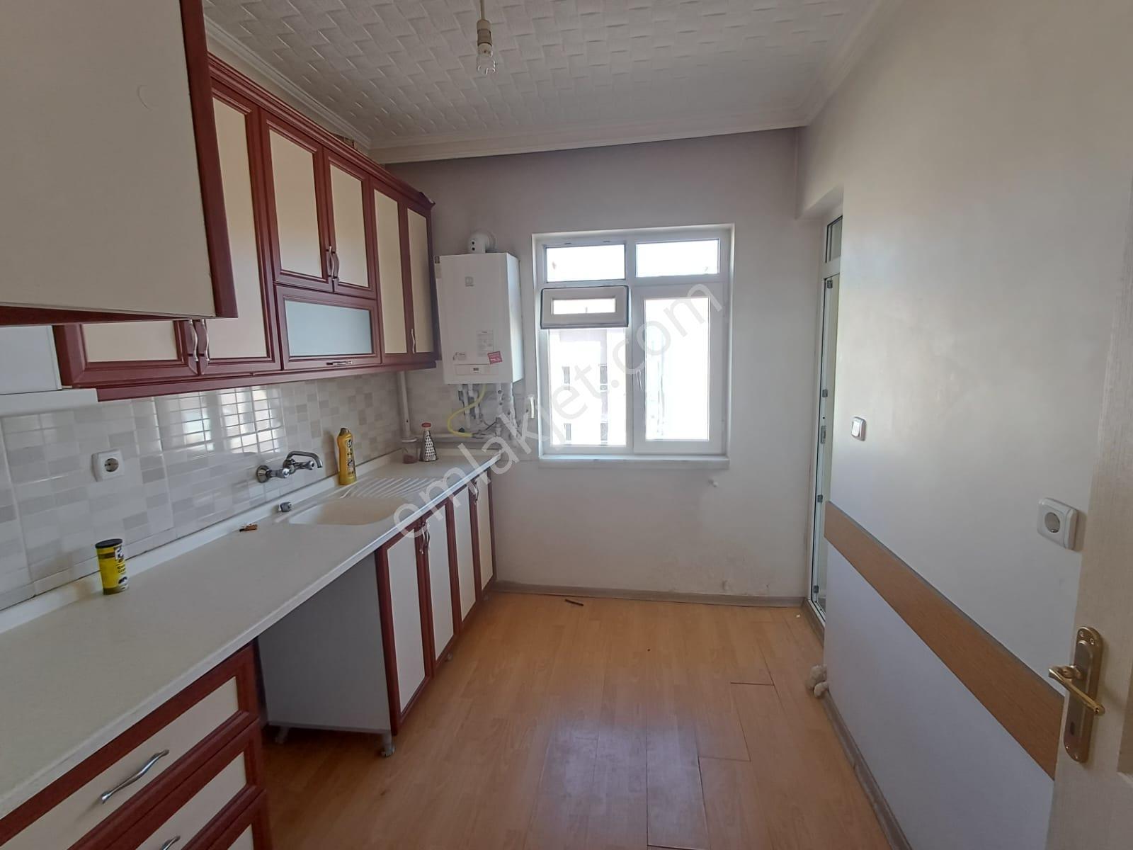 Sincan Fatih Mahallesinde Hastaneye Metroya Yakın 3+1 Kiralık Daire - Görsel 26