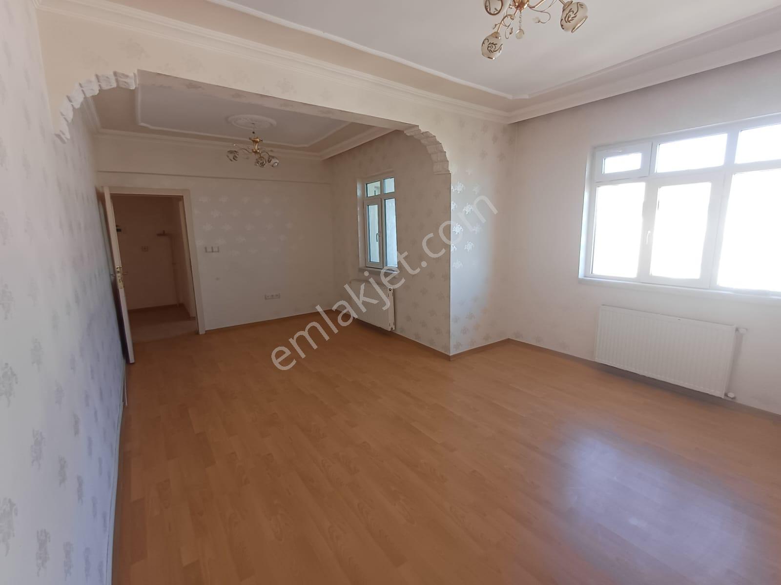 Sincan Fatih Mahallesinde Hastaneye Metroya Yakın 3+1 Kiralık Daire - Görsel 21