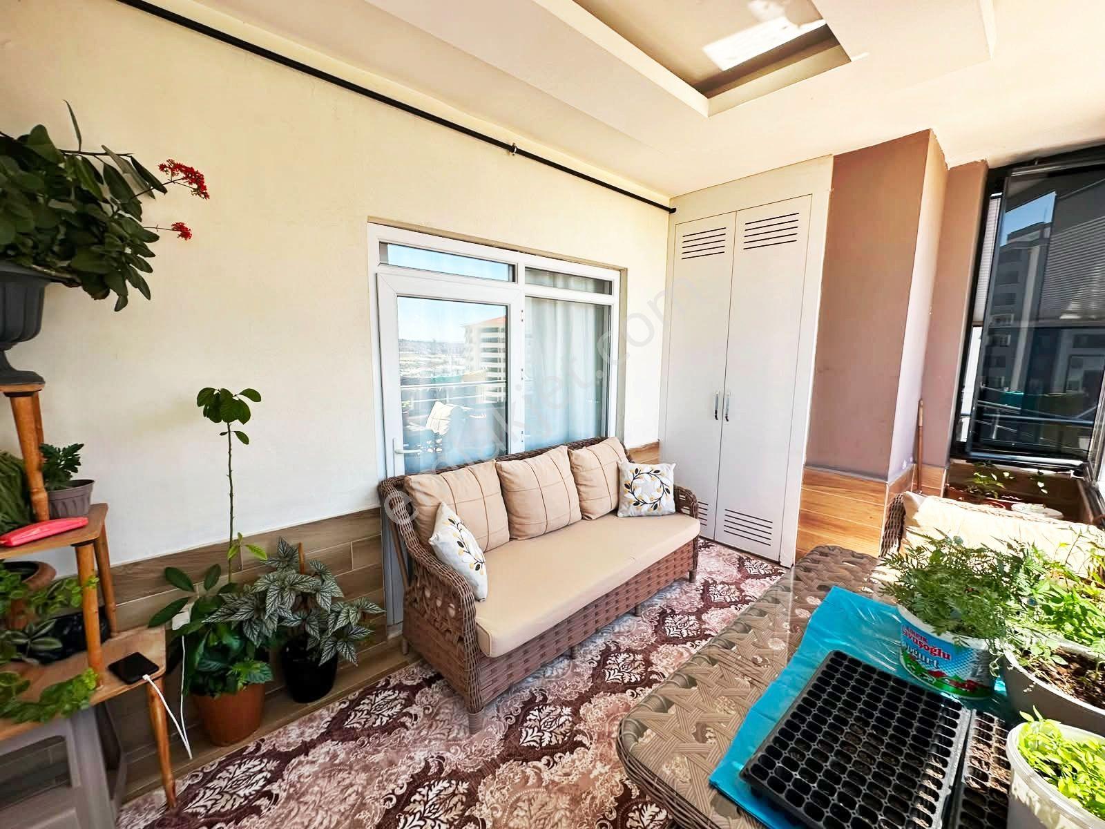Belkız'da Ara Kat Cam Balkon Yerden Isıtma Ultra Lüx 3+1 Daire - Görsel 8