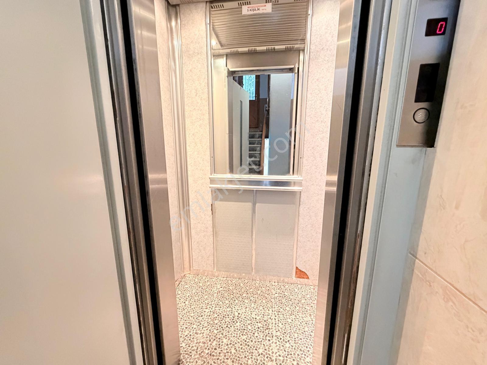 1 Nolu Beşirli Barış Sitesi'nde 3+1 Satılık Daire - Görsel 6